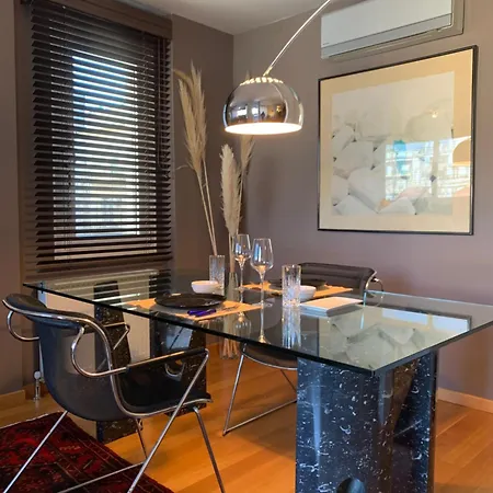 Downtown Stylish Flat דירה