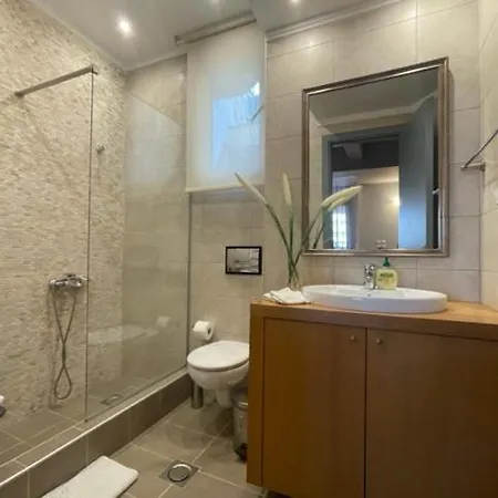 Downtown Stylish Flat סלוניקי