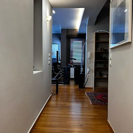 Downtown Stylish Flat * Thessaloniki
