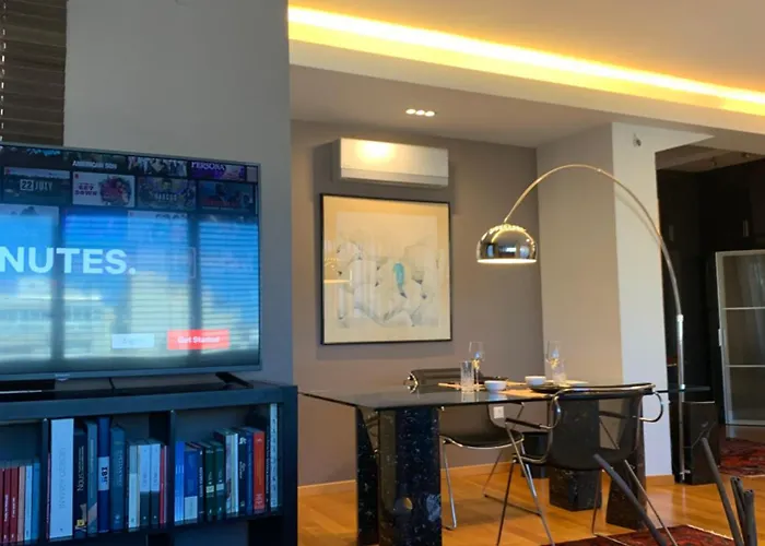 شقة Downtown Stylish Flat *